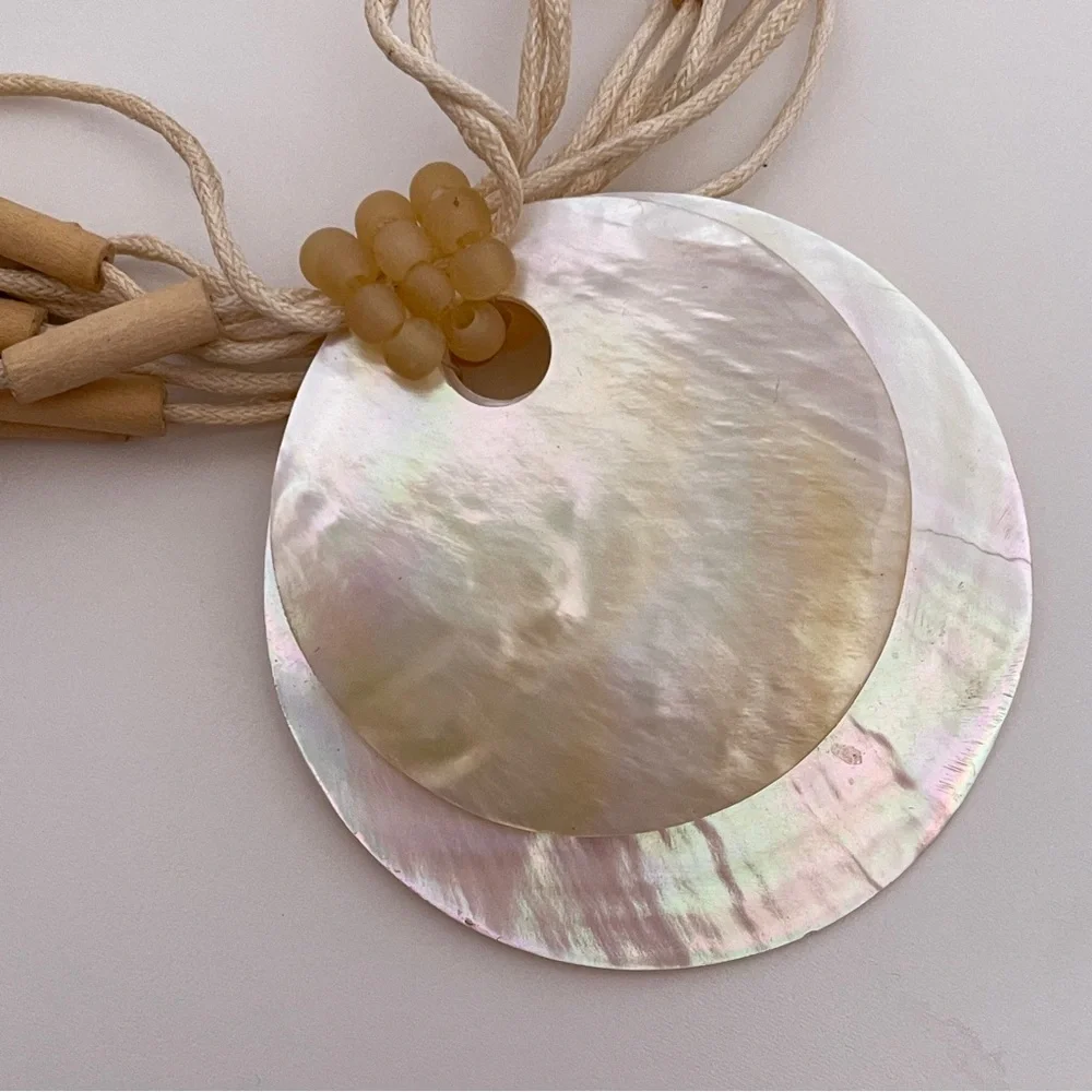 Vintage HAWAIIAN Real SHELL Wood Summer Beach Tropical Mermaid Vacation Necklace